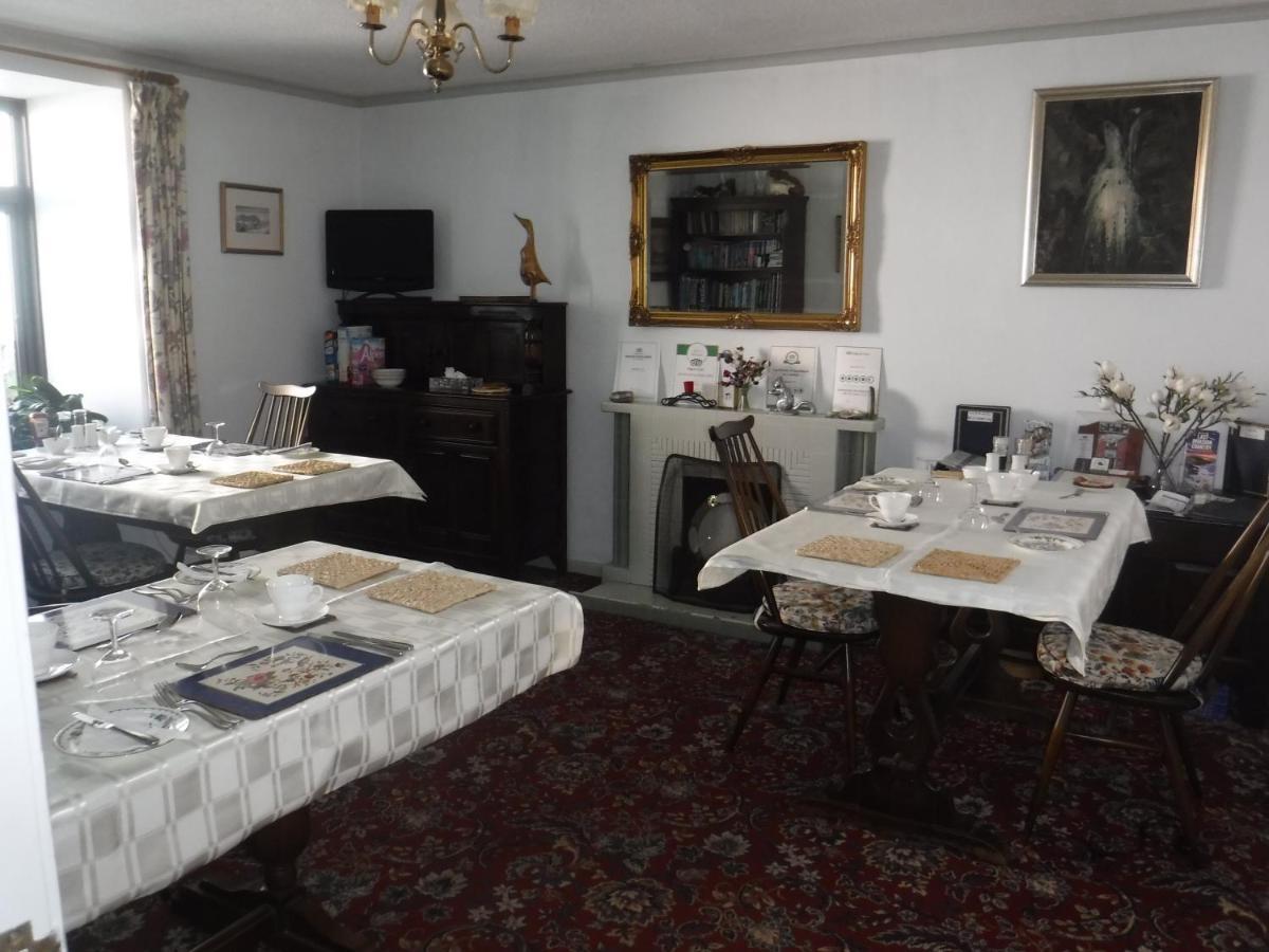 Morawel Bed and Breakfast Fishguard Buitenkant foto