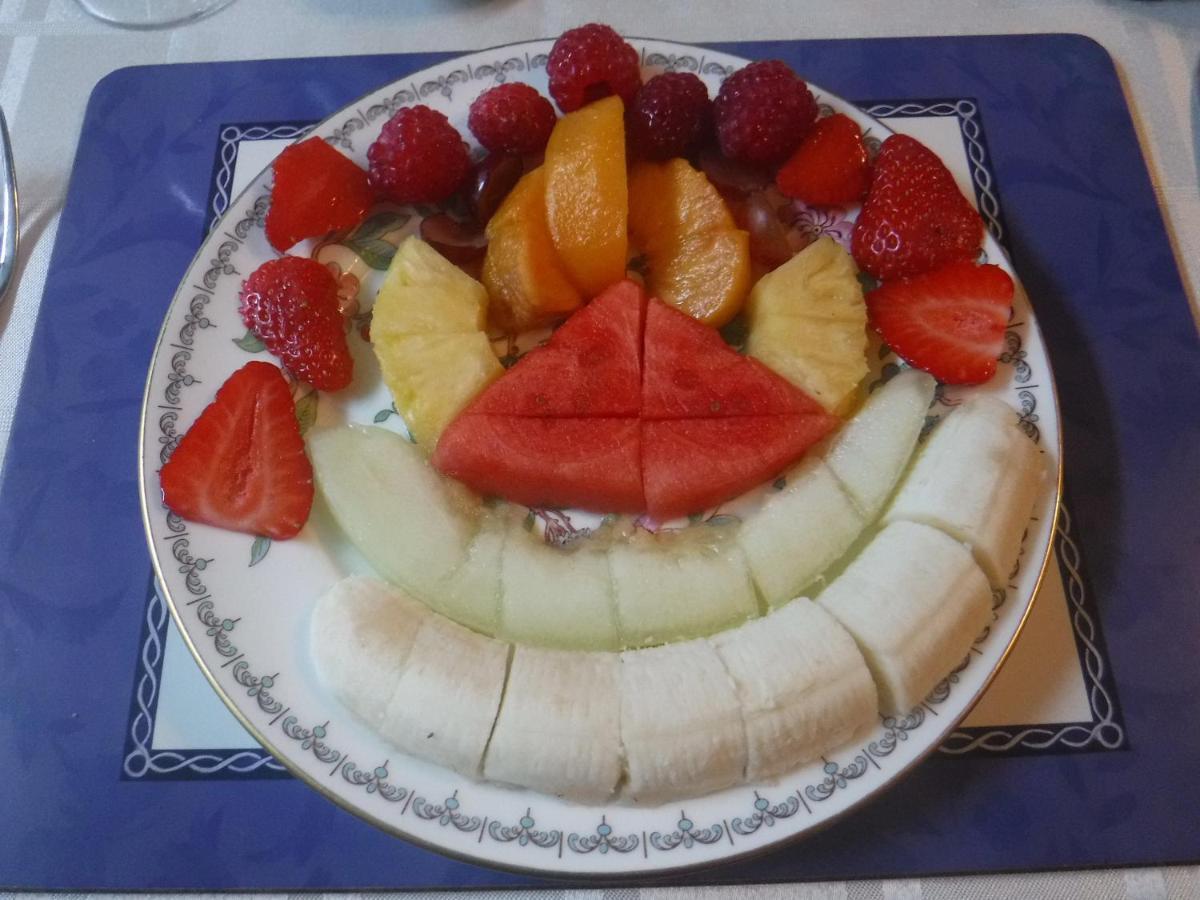 Morawel Bed and Breakfast Fishguard Buitenkant foto