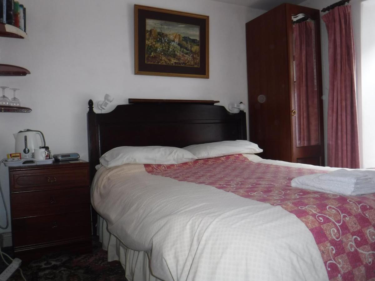 Morawel Bed and Breakfast Fishguard Buitenkant foto